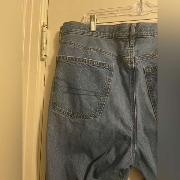 American Eagle Distressed 90’s Straight Jeans Medium Wash Size 18 Short - Picture 5 of 16